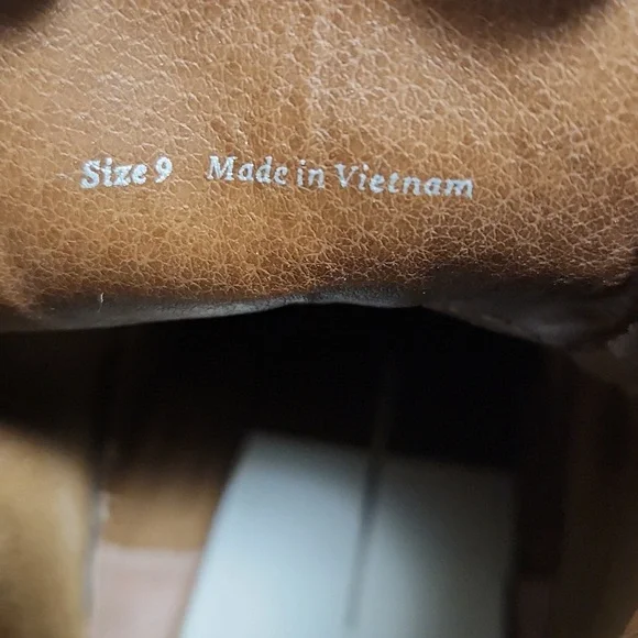 Dolce Vita Boots, Size 9 - Picture 6 of 8